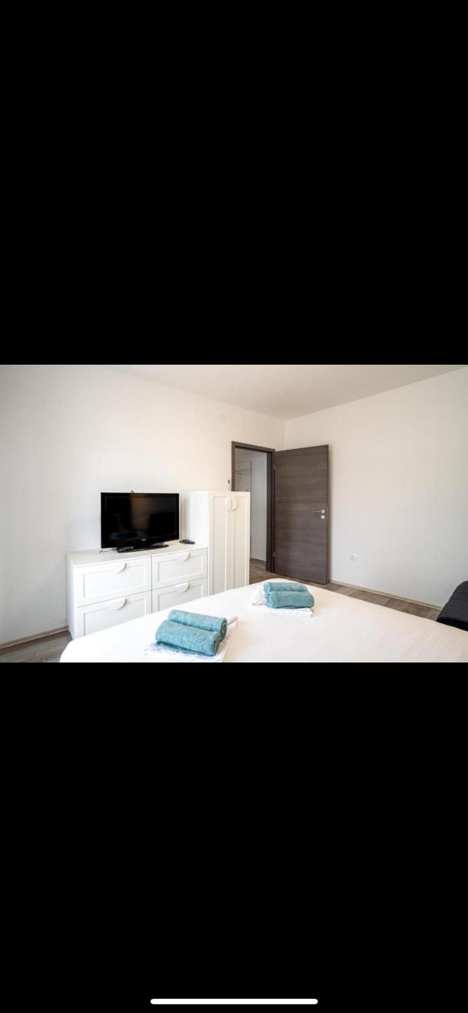 Apartman Jan Карлобаг Екстериор снимка
