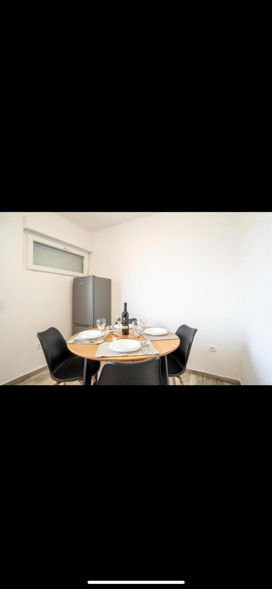 Apartman Jan Карлобаг Екстериор снимка