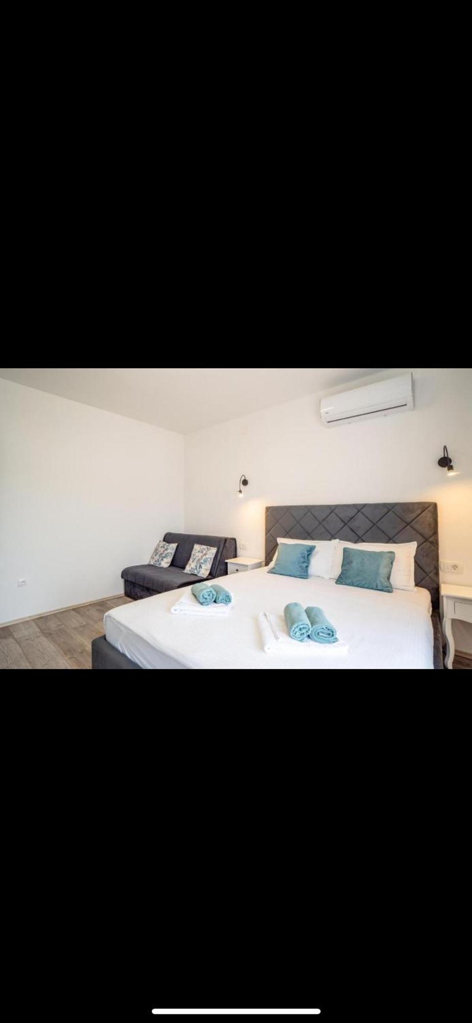 Apartman Jan Карлобаг Екстериор снимка